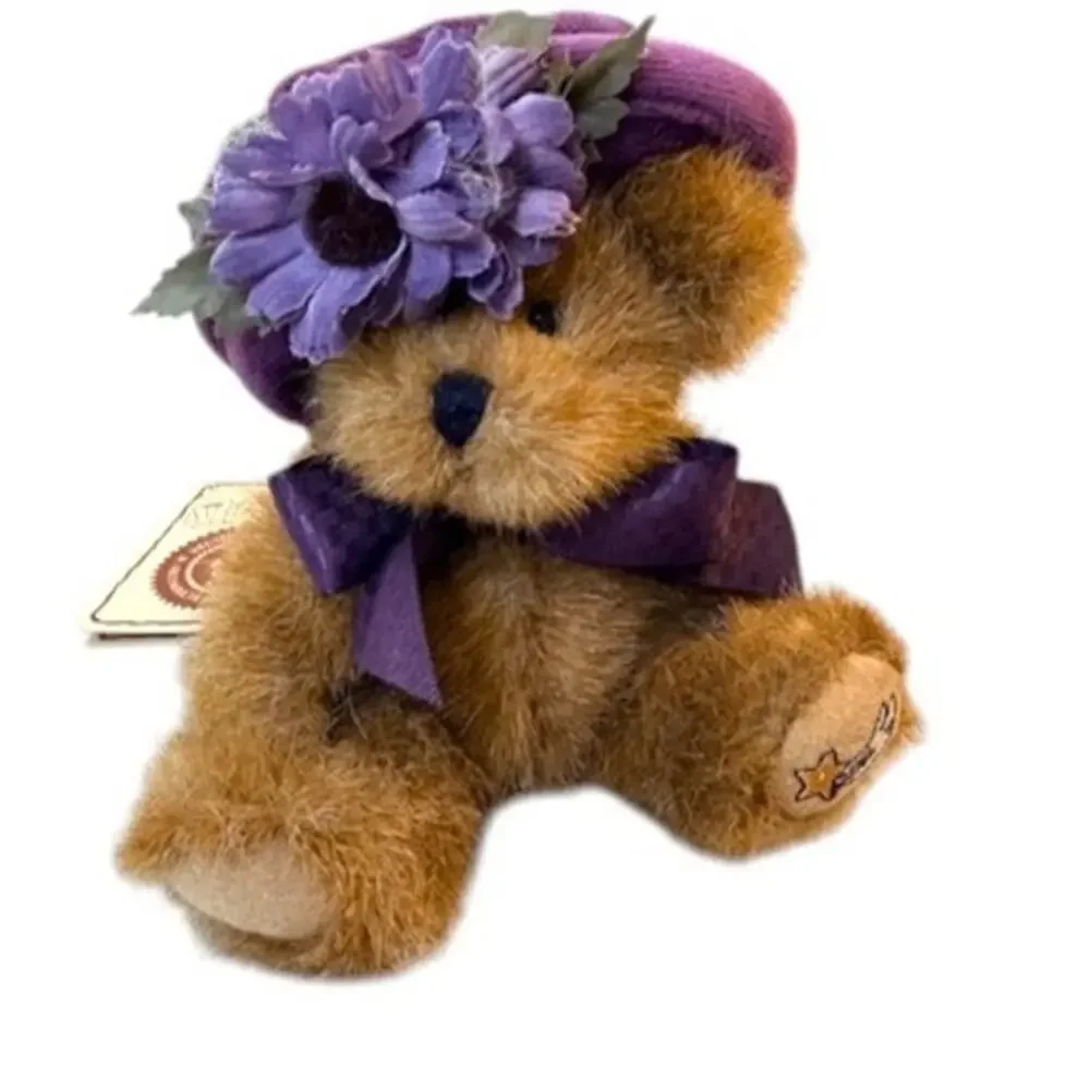 Boyds Bears adorable collector